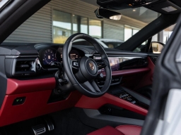 Porsche Macan Electric 4S AWD 2025