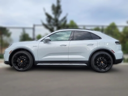 Porsche Macan Electric 4S AWD 2025