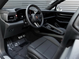 Porsche Macan Electric 4S AWD 2026