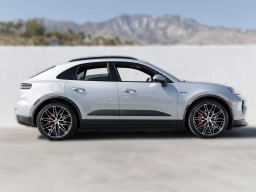 Porsche Macan Electric 4S AWD 2026