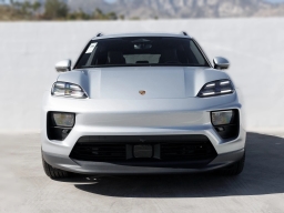 Porsche Macan Electric 4S AWD 2026