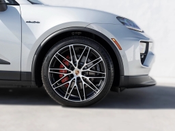 Porsche Macan Electric 4S AWD 2026