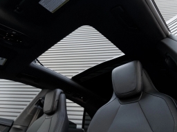 Porsche Macan Electric 4S AWD 2026