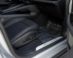 Porsche Macan Electric 4S AWD 2026