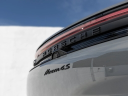 Porsche Macan Electric 4S AWD 2026