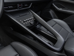 Porsche Macan Electric 4S AWD 2026