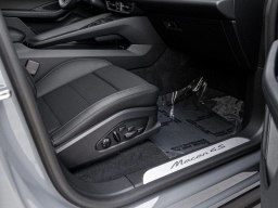 Porsche Macan Electric 4S AWD 2026