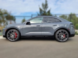 Porsche Macan Electric Turbo AWD 2025