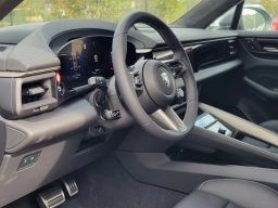 Porsche Macan Electric Turbo AWD 2025