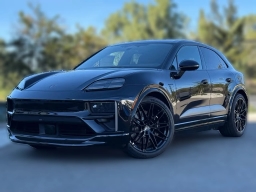 Porsche Macan Electric Turbo AWD 2025