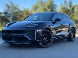 Porsche Macan Electric Turbo AWD 2025