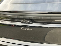 Porsche Macan Electric Turbo AWD 2025