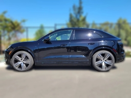 Porsche Macan Electric Turbo AWD 2026