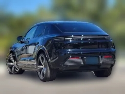 Porsche Macan Electric Turbo AWD 2026