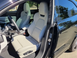 Porsche Macan Electric Turbo AWD 2026