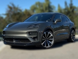 Porsche Macan Electric Turbo AWD 2025