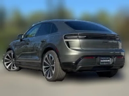 Porsche Macan Electric Turbo AWD 2025