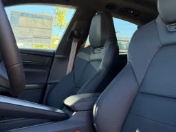 Porsche Macan Electric Turbo AWD 2025