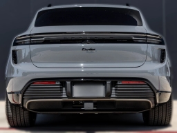 Porsche Macan Electric Turbo AWD 2025