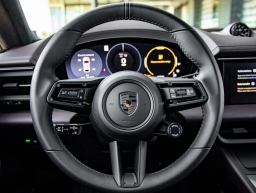 Porsche Macan Electric Turbo AWD 2025