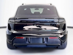 Porsche Macan Electric Turbo AWD 2025