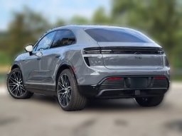 Porsche Macan Electric Turbo AWD 2025