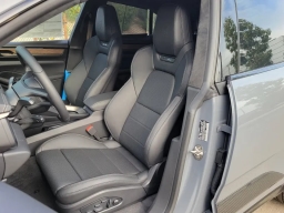 Porsche Macan Electric Turbo AWD 2025