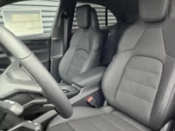 Porsche Macan Electric Turbo AWD 2025