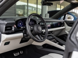 Porsche Macan Electric Turbo AWD 2025