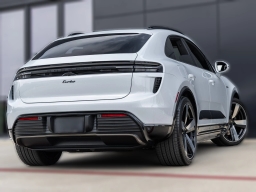 Porsche Macan Electric Turbo AWD 2025