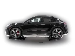 Porsche Macan Electric Turbo AWD 2025