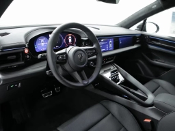 Porsche Macan Electric Turbo AWD 2025