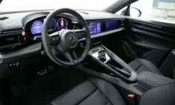 Porsche Macan Electric Turbo AWD 2025