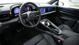 Porsche Macan Electric Turbo AWD 2025