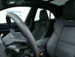 Porsche Macan Electric Turbo AWD 2025