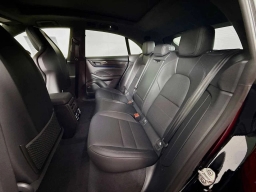 Porsche Macan Electric Turbo AWD 2025