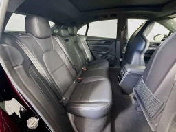 Porsche Macan Electric Turbo AWD 2025