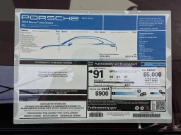 Porsche Macan Electric Turbo AWD 2025