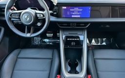 Porsche Macan Electric Turbo AWD 2026