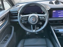 Porsche Macan Electric Turbo AWD 2026