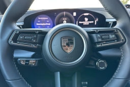 Porsche Macan Electric Turbo AWD 2026