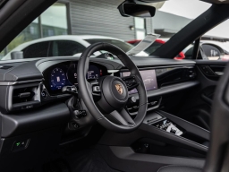 Porsche Macan Electric RWD 2026