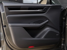 Porsche Macan Electric RWD 2026