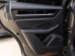 Porsche Macan Electric RWD 2026