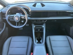 Porsche Macan Electric RWD 2026