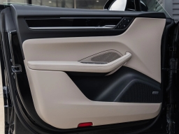 Porsche Macan Electric RWD 2026