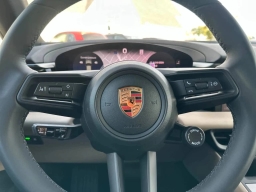 Porsche Macan Electric RWD 2026