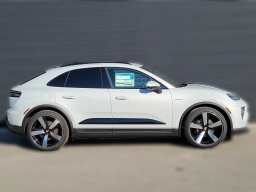 Porsche Macan Electric RWD 2026