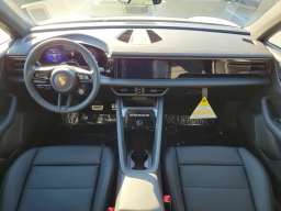 Porsche Macan Electric RWD 2026