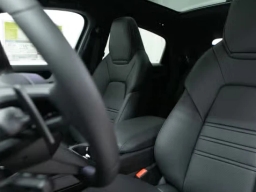 Porsche Cayenne E-Hybrid AWD 2026